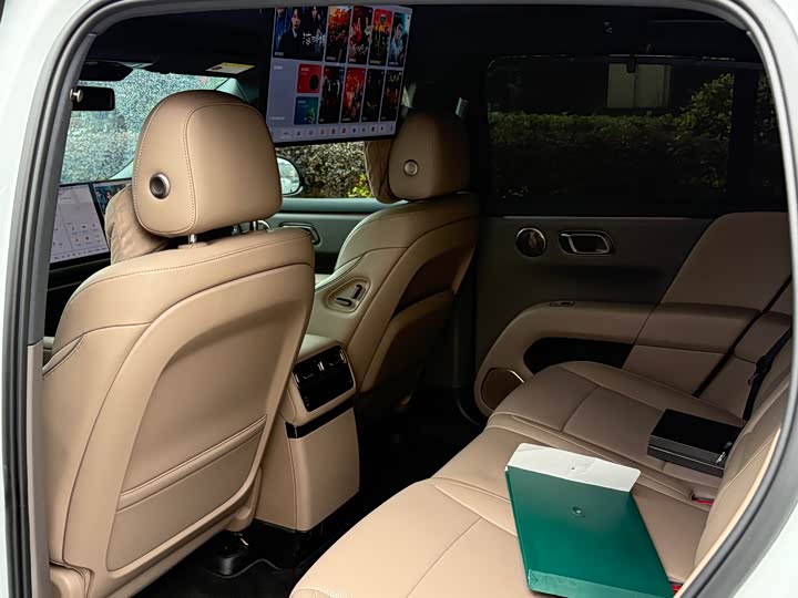 Фото 9 - LiXiang i6