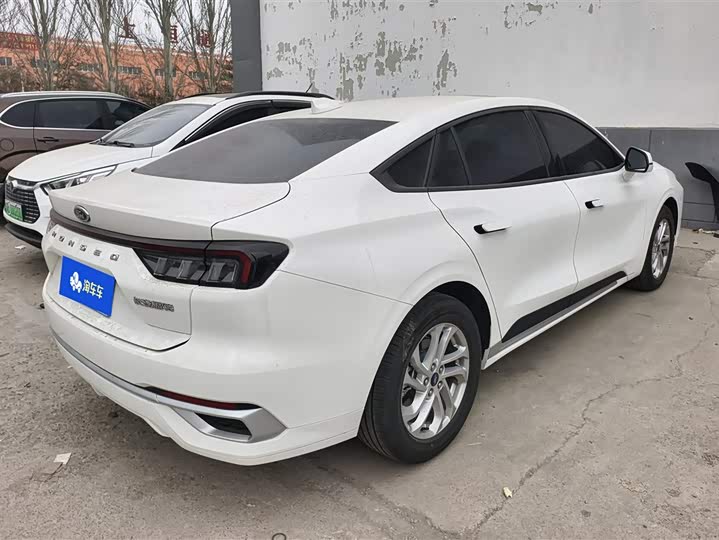 Photo 3 - Ford Mondeo