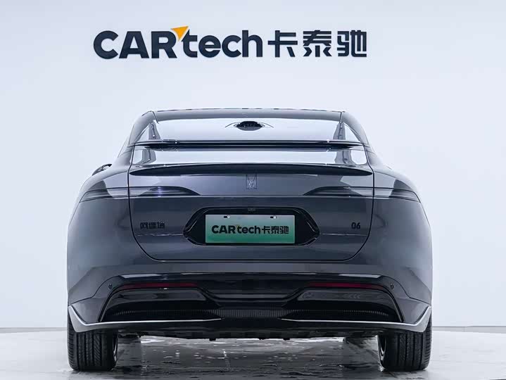 Фото 3 - Avatr 06