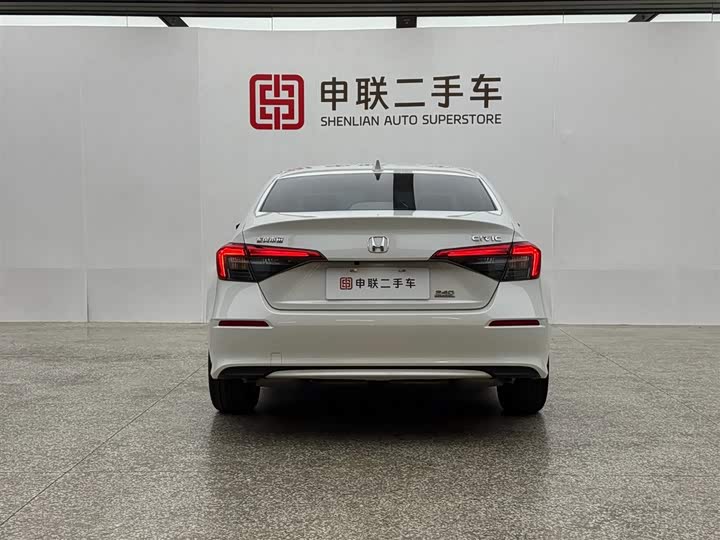 Фото 3 - Honda Civic