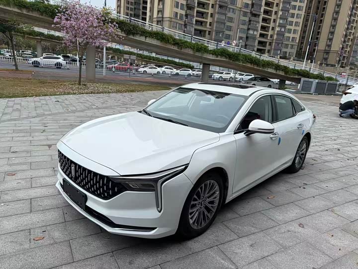 Photo 1 - Bestune B70