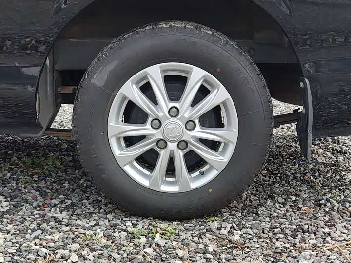 Фото 6 - Dongfeng Forthing Lingzhi M5