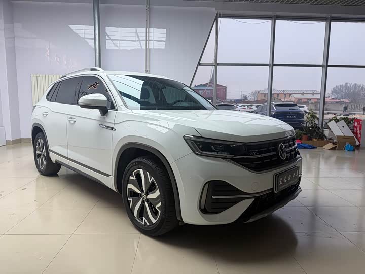 Фото 3 - Volkswagen Tayron GTE Hybrid