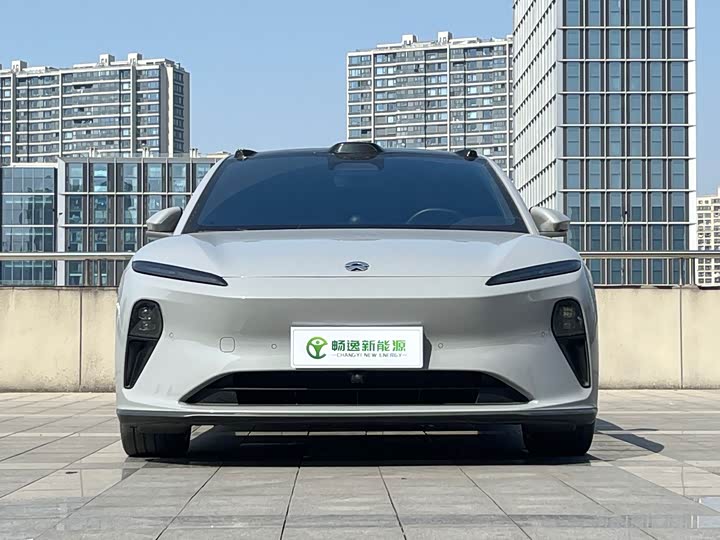 Фото 2 - Nio ET5