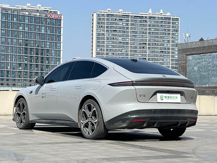 Фото 9 - Nio ET5