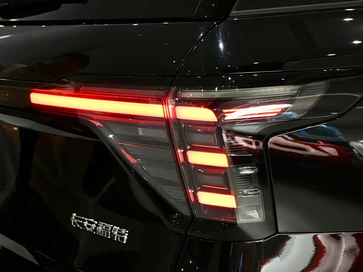 Фото 6 - Ford Edge