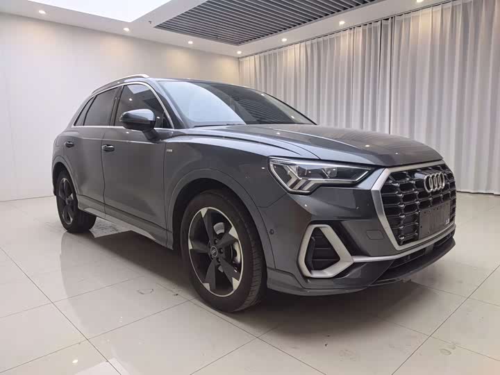 Фото 3 - Audi Q3