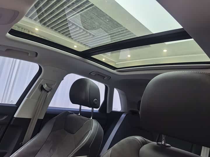 Фото 9 - Audi Q3