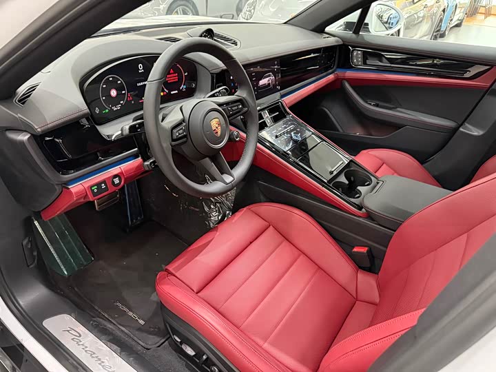 Фото 8 - Porsche Panamera