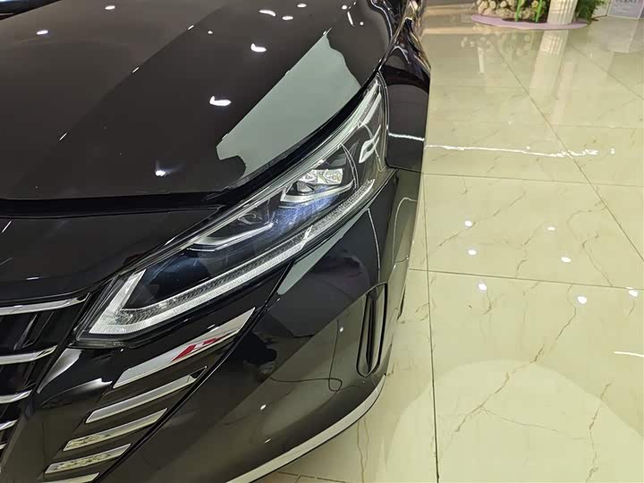 Фото 9 - Nissan Teana