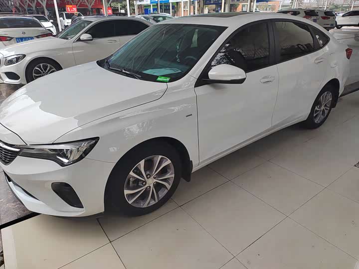 Photo 2 - Buick Verano