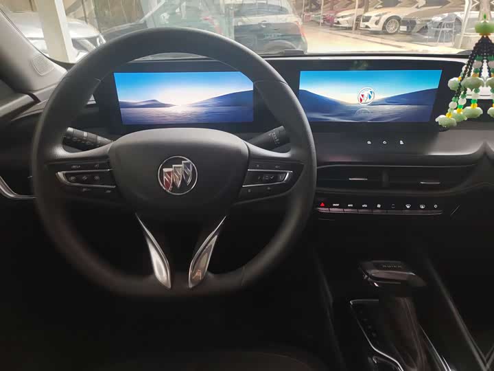 Photo 7 - Buick Verano