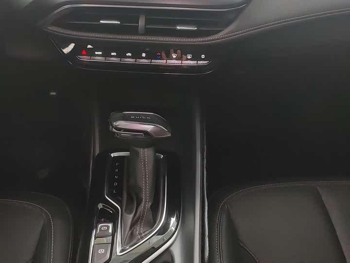 Photo 8 - Buick Verano