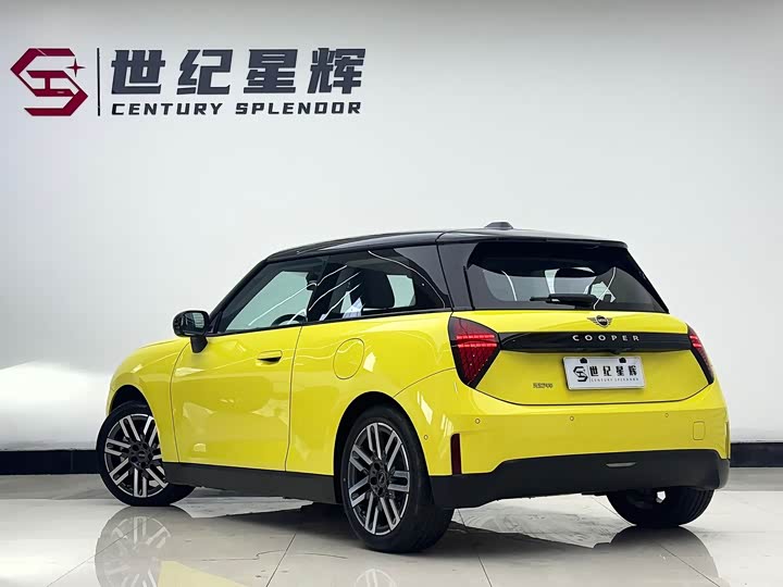 Фото 5 - Mini Cooper