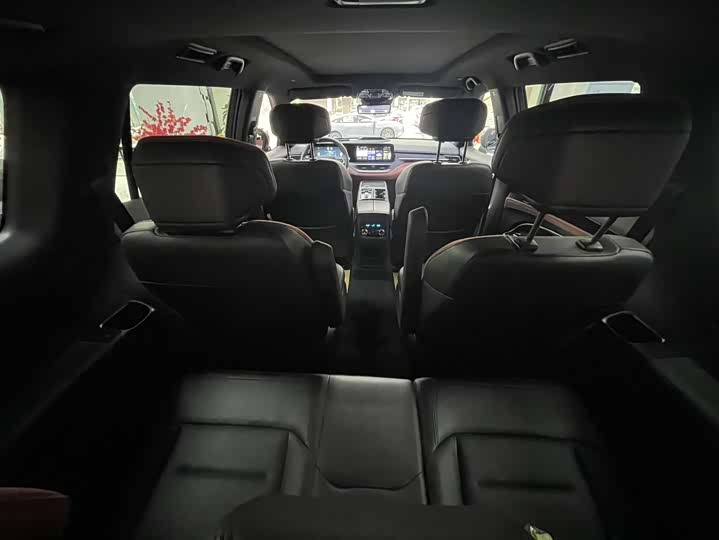 Фото 7 - Ford Equator Hybrid