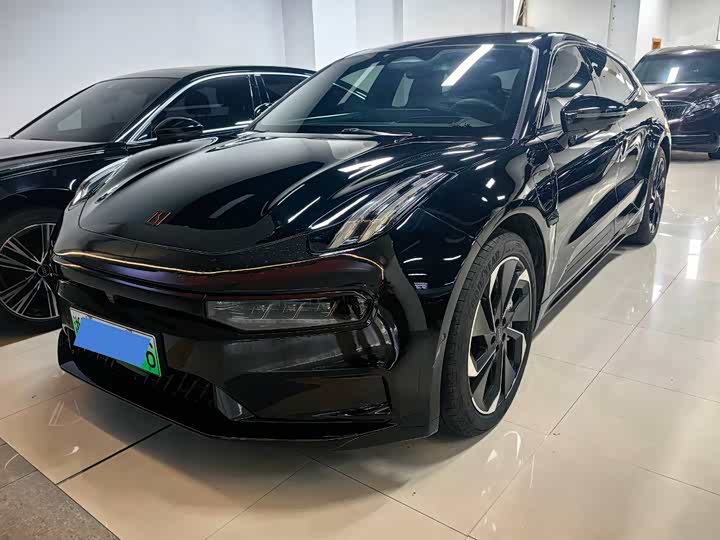 Фото 1 - Zeekr 001