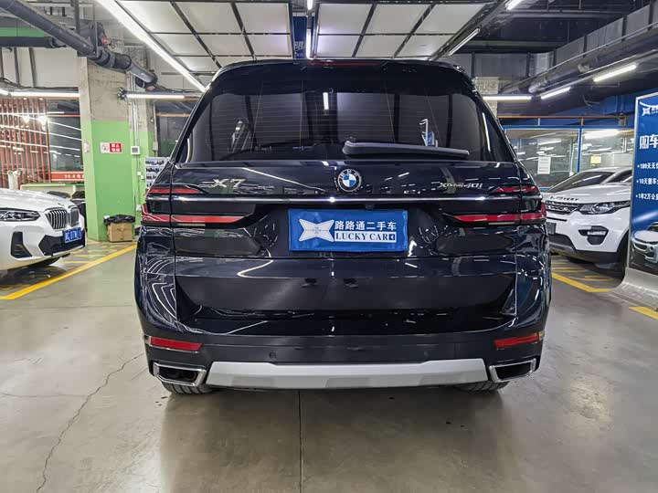 Фото 5 - BMW X7