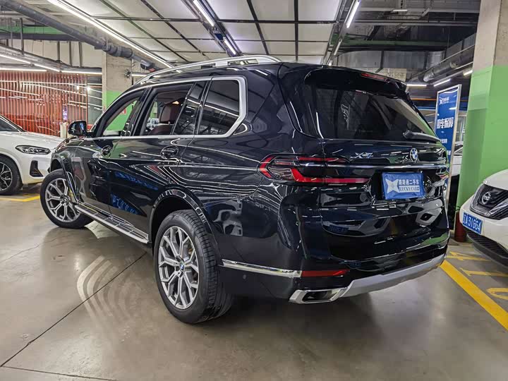 Фото 6 - BMW X7