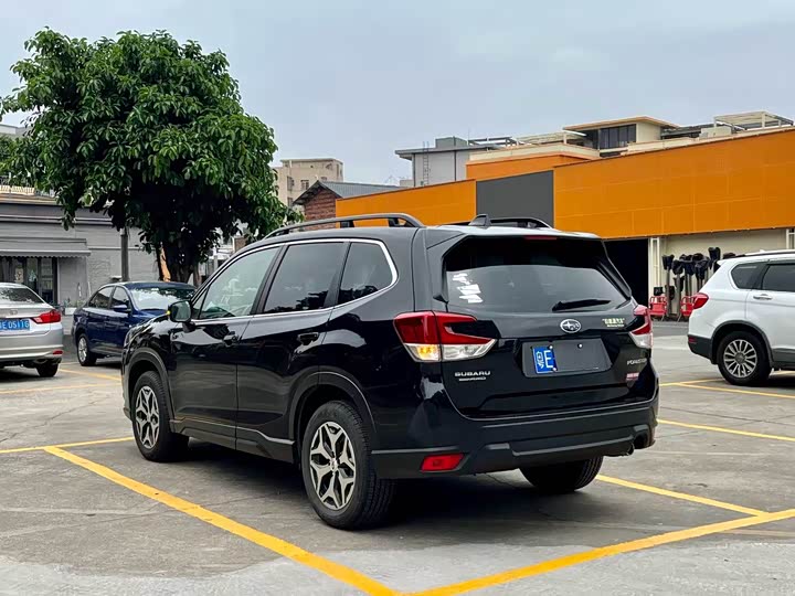 Фото 6 - Subaru Forester