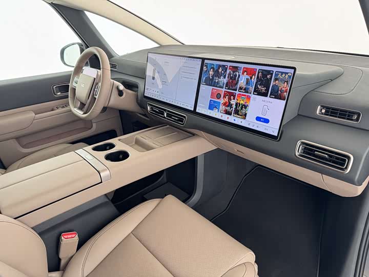 Фото 5 - LiXiang Mega