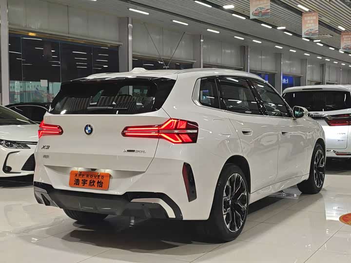 Photo 6 - BMW X3