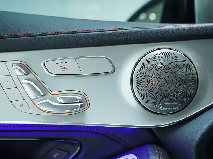 Фото 6 - Mercedes-Benz GLC-Class AMG