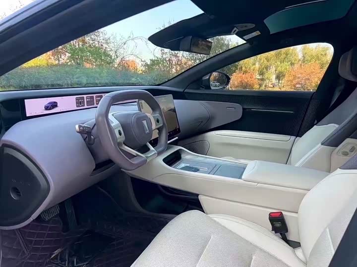 Фото 4 - Avatr 12