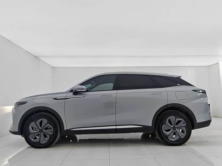 Фото 7 - Exeed RX C-DM Hybrid