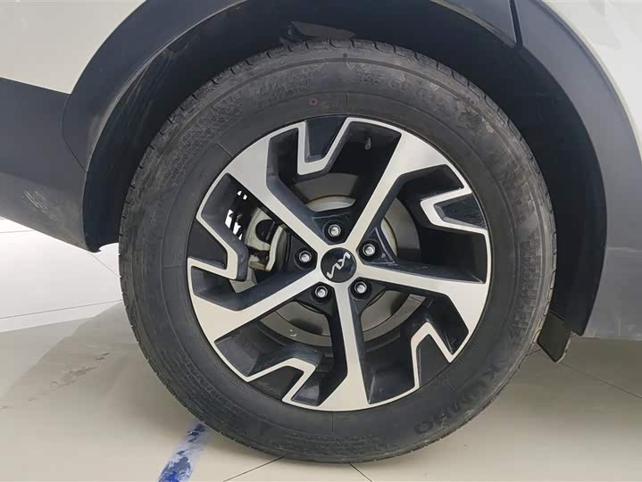 Фото 5 - Kia Sportage