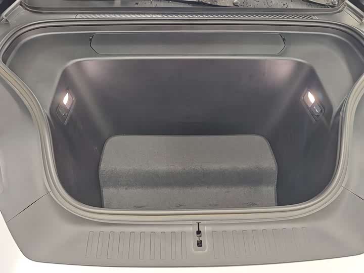 Фото 4 - Nio ES8