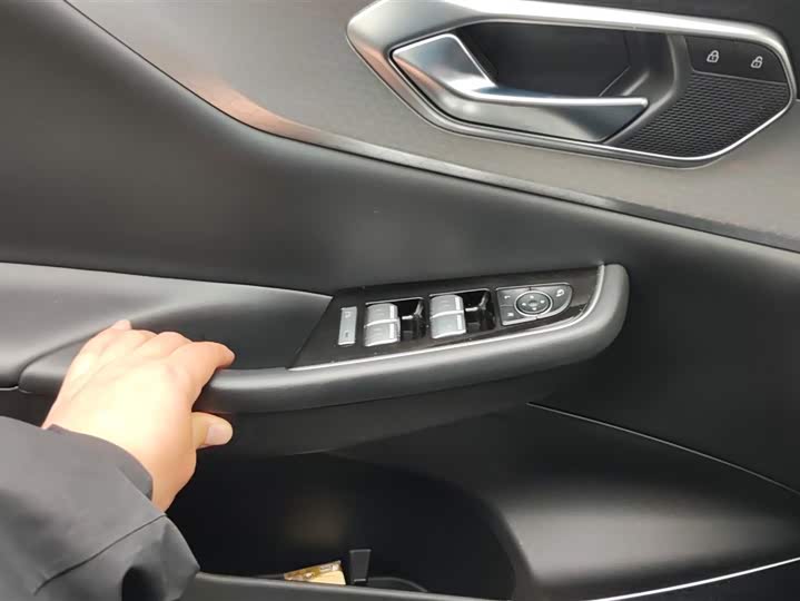 Фото 7 - Beijing X7