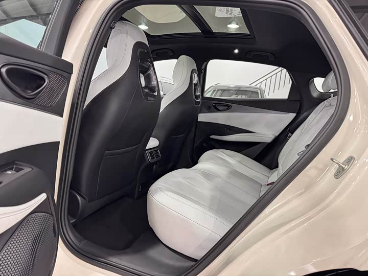 Фото 9 - BYD Seal 06 Hybrid/EV