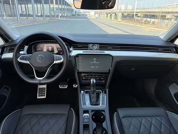 Фото 6 - Volkswagen Magotan GTE Hybrid