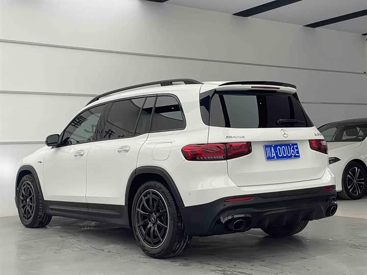 Photo 5 - Mercedes-Benz GLB-Class AMG