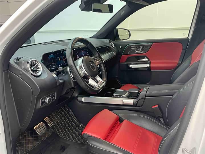 Photo 9 - Mercedes-Benz GLB-Class AMG