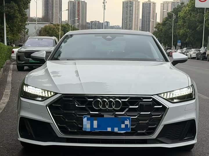 Фото 1 - Audi A7