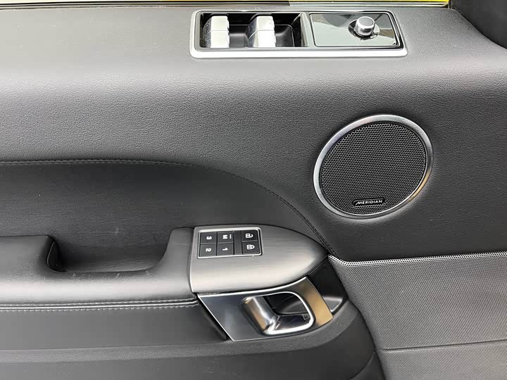 Фото 5 - Land Rover Range Rover Sport