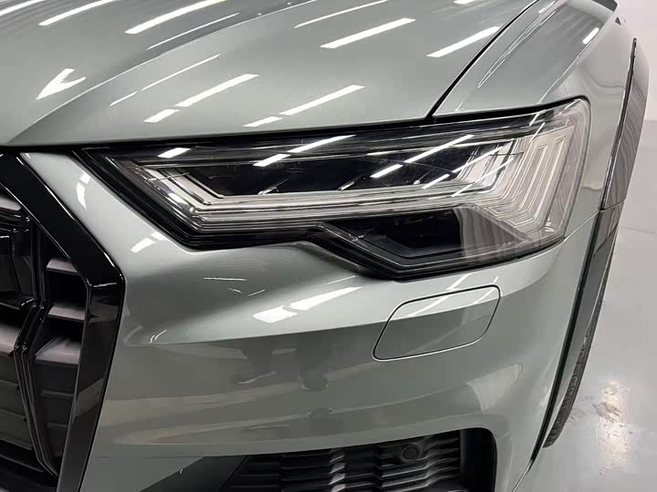 Фото 8 - Audi A6