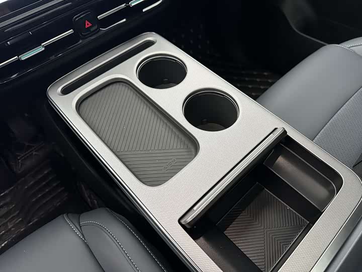 Фото 4 - GAC Aion Y