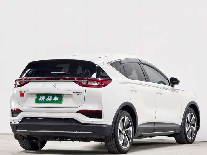 Фото 4 - Hongqi E-HS3