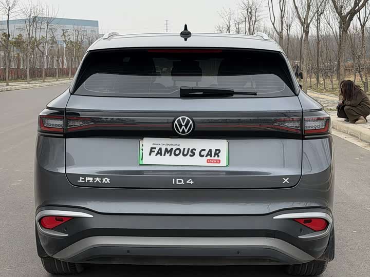 Photo 5 - Volkswagen ID.4 X