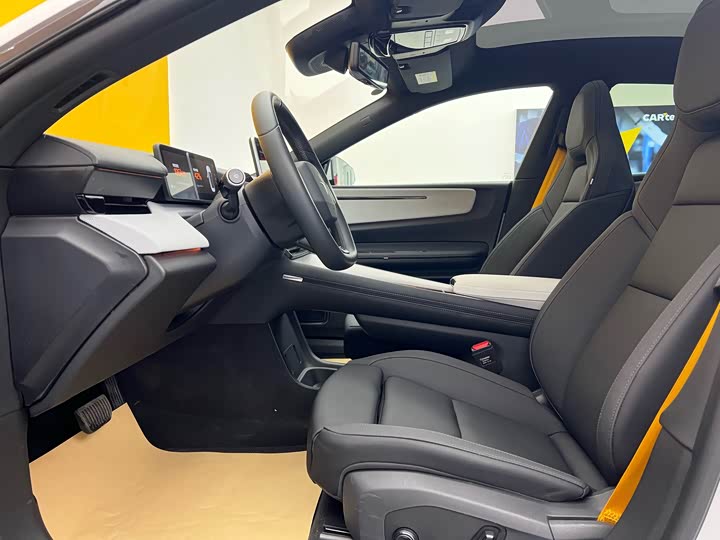 Photo 3 - Polestar 4