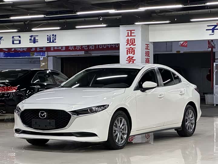 Photo 1 - Mazda 3 (Axela)
