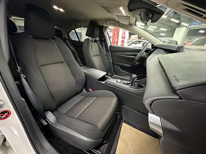 Photo 9 - Mazda 3 (Axela)