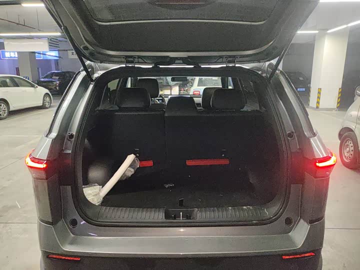 Photo 7 - Toyota bZ3X