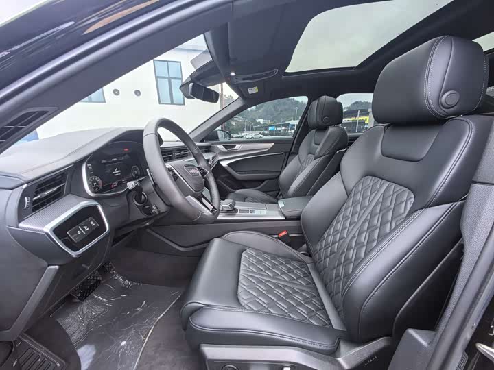 Фото 4 - Audi A6L