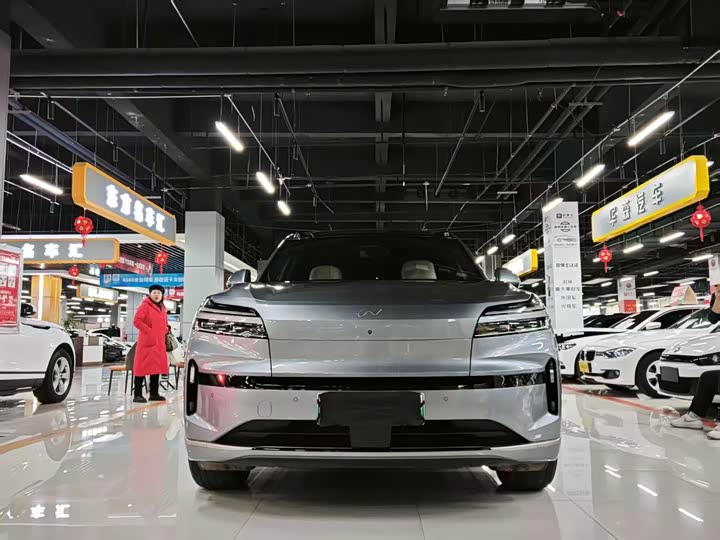 Фото 2 - Nio Onvo L90