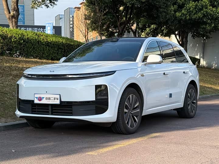 Фото 1 - LiXiang L6