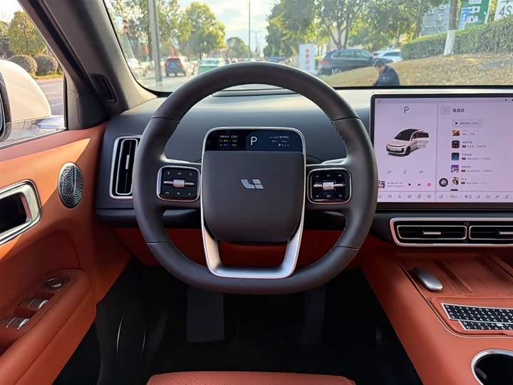 Фото 6 - LiXiang L6