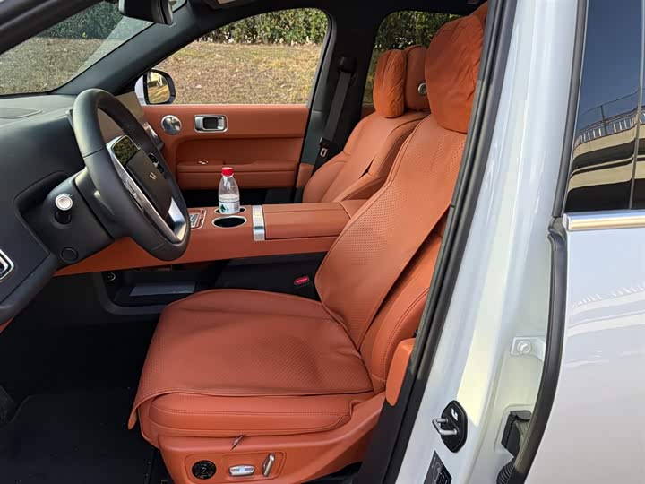 Фото 8 - LiXiang L6